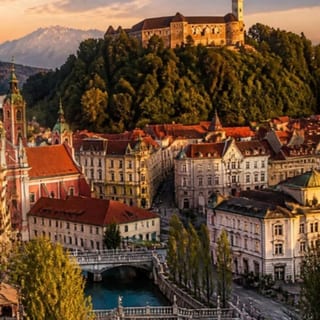 Hilltop castle above the old town